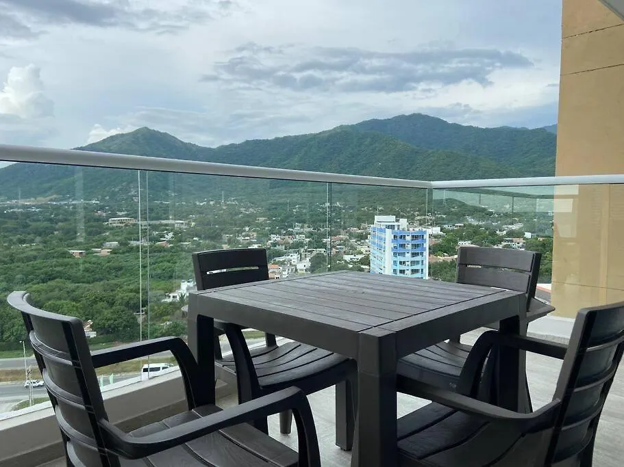 Modern Well-Equipped 4 Ppl Condo/5 Min Beach Walk Santa Marta  Apartamento