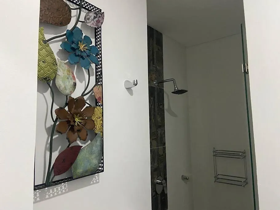 Modern Well-Equipped 4 Ppl Condo/5 Min Beach Walk Santa Marta  Santa Marta (Magdalena)